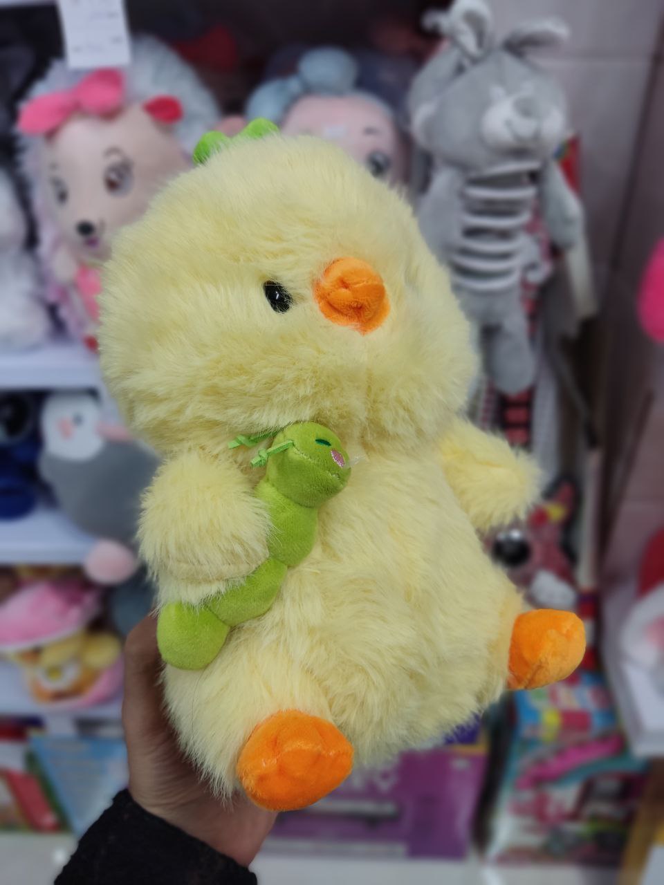 جوجه کرم به دست