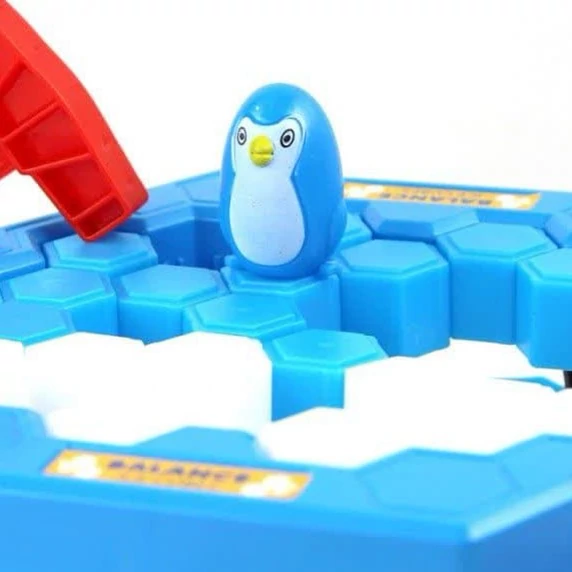 بازی پینگوبالانس جعبه ای